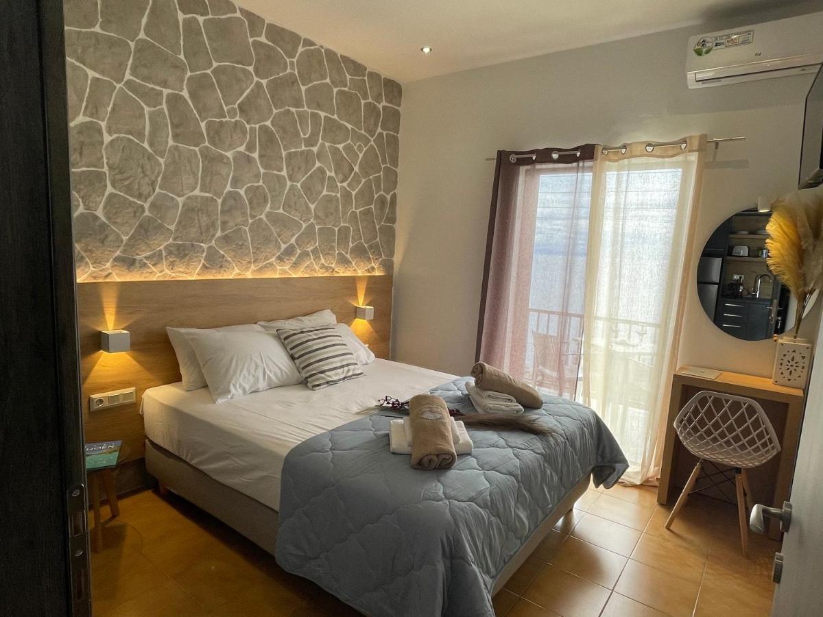 Vladimiros Appartement *