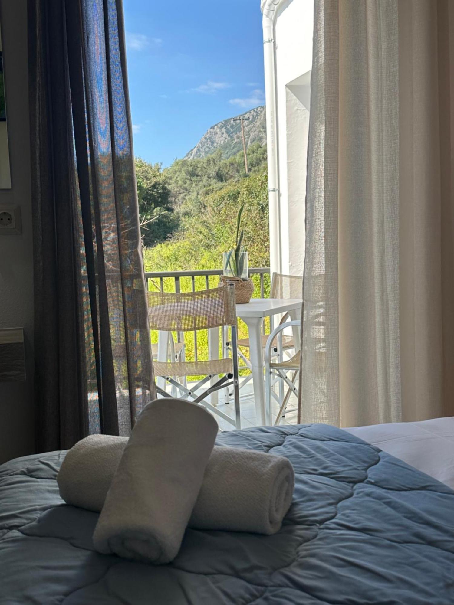 Vladimiros Appartement *