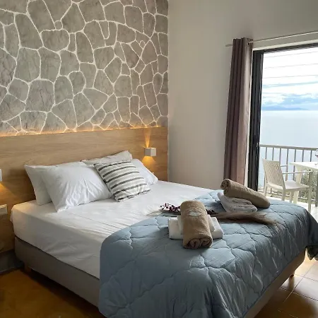 Vladimiros Apartments Barbati Exterior foto