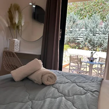 Vladimiros Apartments Barbati Exterior foto